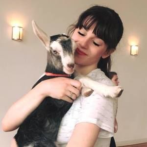 Meet your Posher, Elizabeth